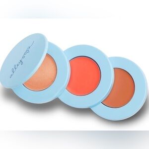 Alleyoop Stack the Odds Blush/Bronzer/Highlighter 3-in-1 Compact in Sunkissed